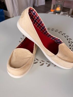 Crocs Melbourne II Short Vamp canvas slip-on flats